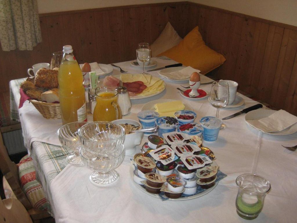 Gasthaus Oberkirn Шена Екстериор снимка