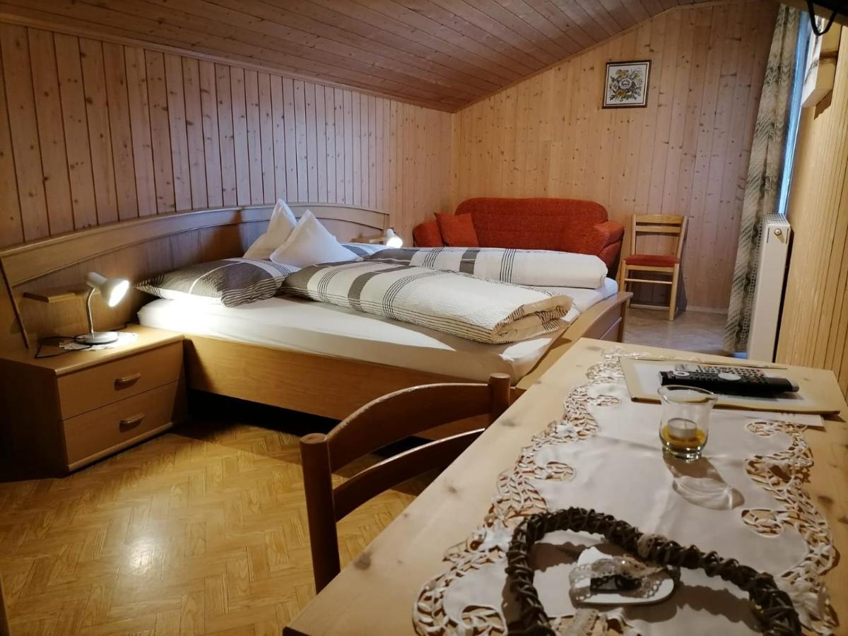 Gasthaus Oberkirn Шена Екстериор снимка